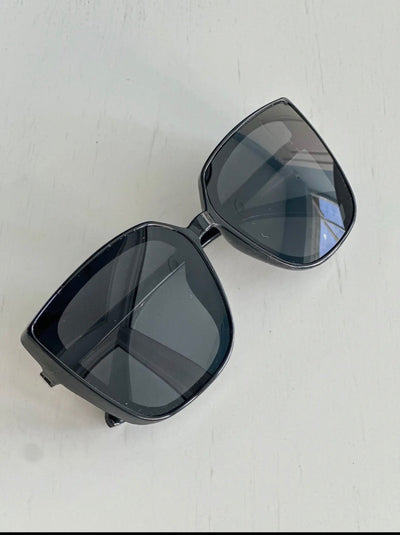 Cleo Cat Eye Suglasses