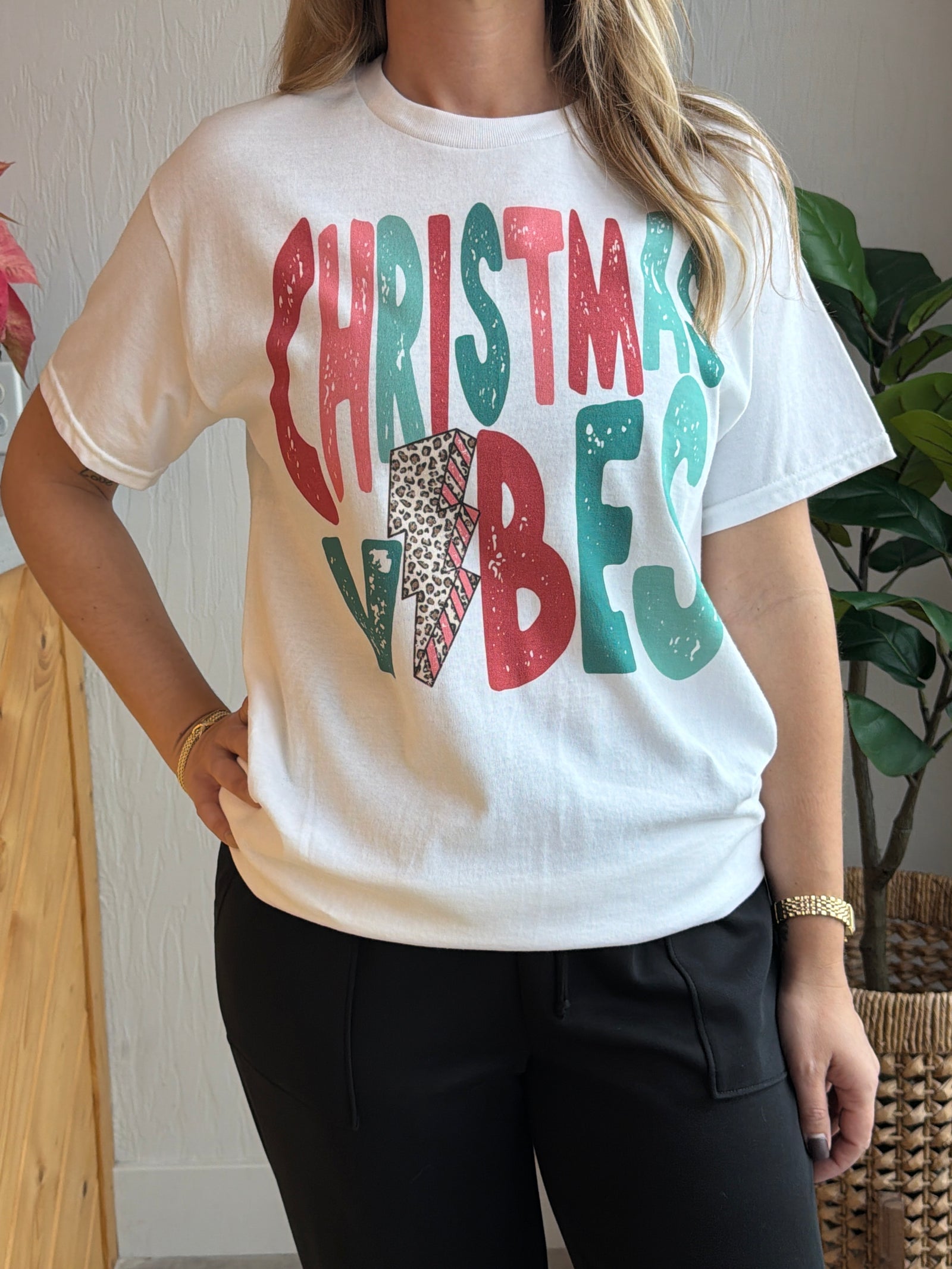 Christmas Vibes Tee